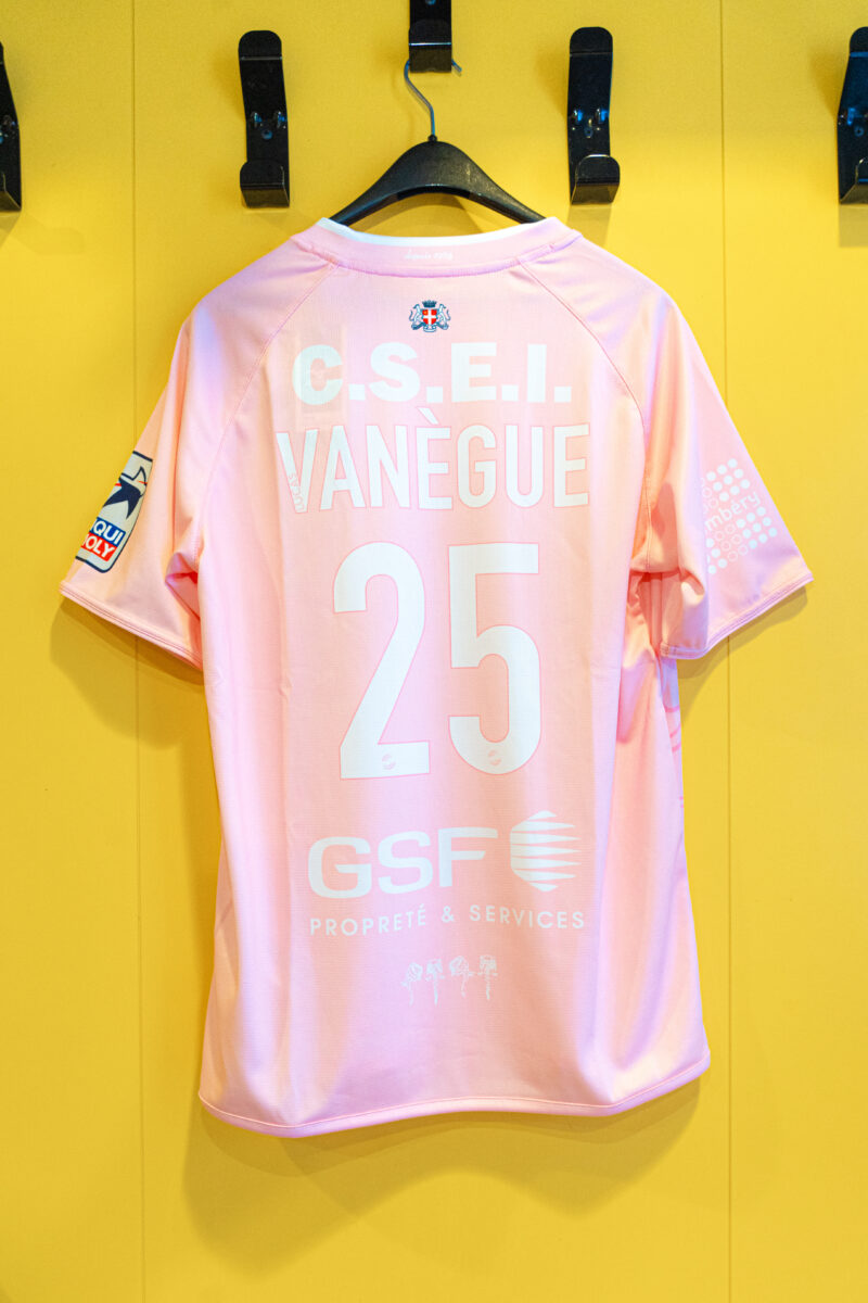 Offrez-vous le maillot porté par votre joueur préféré !