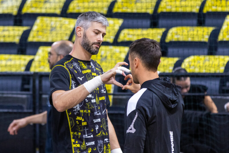J6 - Le groupe v Nîmes