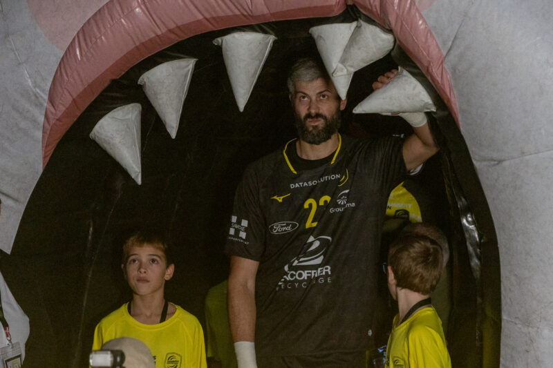 Ouverture du dernier match de l'année