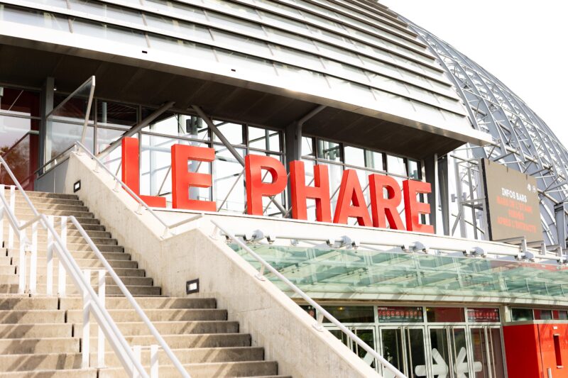 Coup d'envoi au Phare