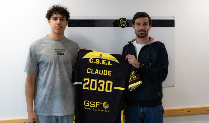 Dimitri Claude signe son premier contrat professionnel avec la Team Chambé jusqu'en 2030 !