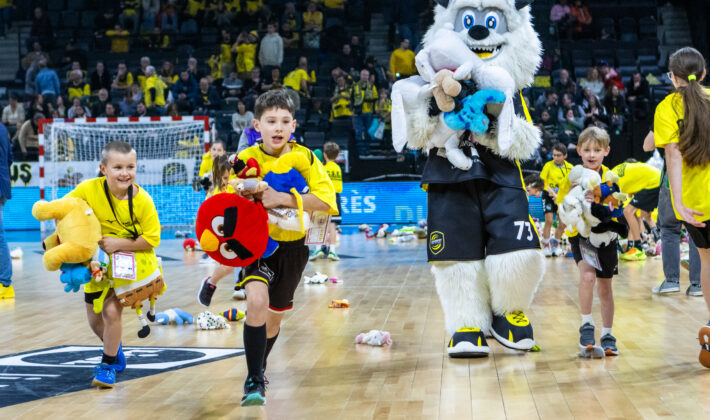 Un lancer de 1394 peluches !