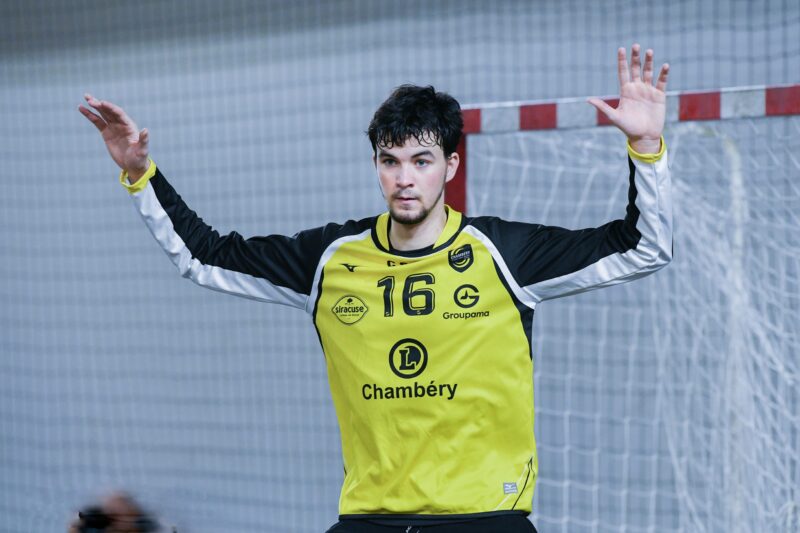 Les Moufflès frappent fort à Saint-Brice : une victoire référence !