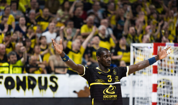 Les 'Jaune &amp; Noir' victorieux une sixième fois de suite !