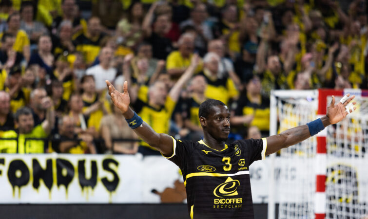 Les 'Jaune &amp; Noir' victorieux une sixième fois de suite !