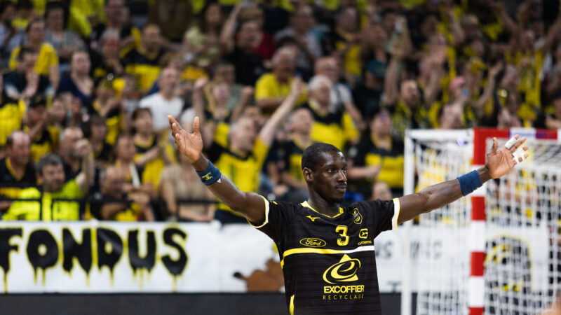 Les 'Jaune &amp; Noir' victorieux une sixième fois de suite !